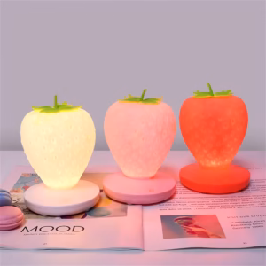 Shoppy strawberry lamp night light