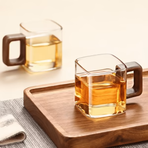 Shoppy ancient style glass tea cups set