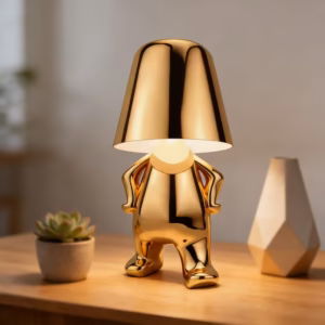 Shoppy golden little figure table lamp